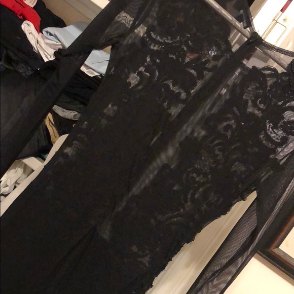 Beautiful, long sleeve evening gown. - Picture 2 of 5